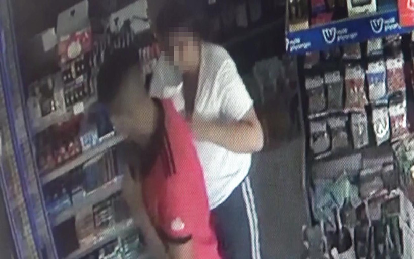 Edirne'de büfe hırsızı kadın kasadan çaldığı parayı sütyenine sakladı - Resim: 3