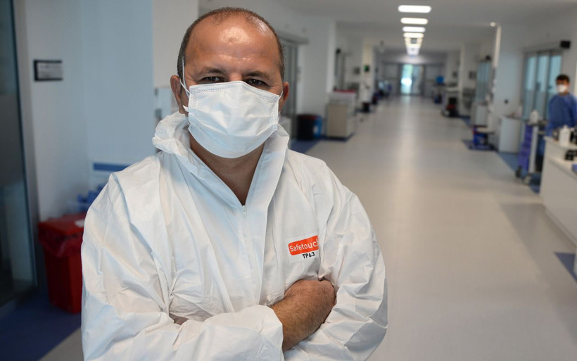 Mersin'de koronavirüsü yenen hemşire: Bir nefese hasret kalarak ağlayan hastalarımız var - Resim: 1