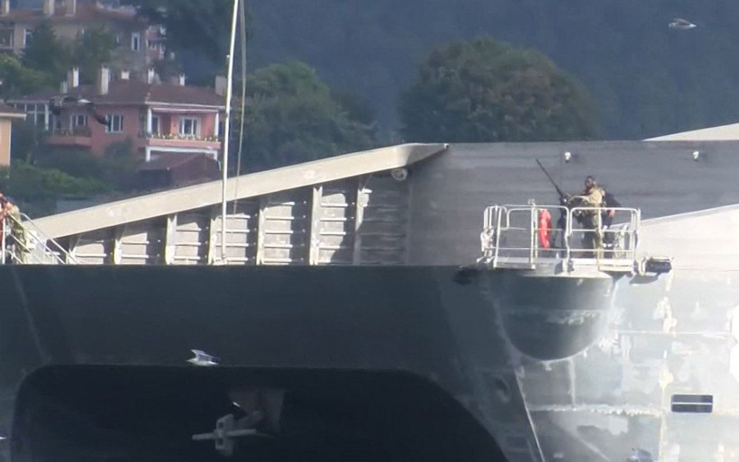 ABD'nin bir donanma gemisi daha Karadeniz sularına geçiş yaptı - Resim: 3