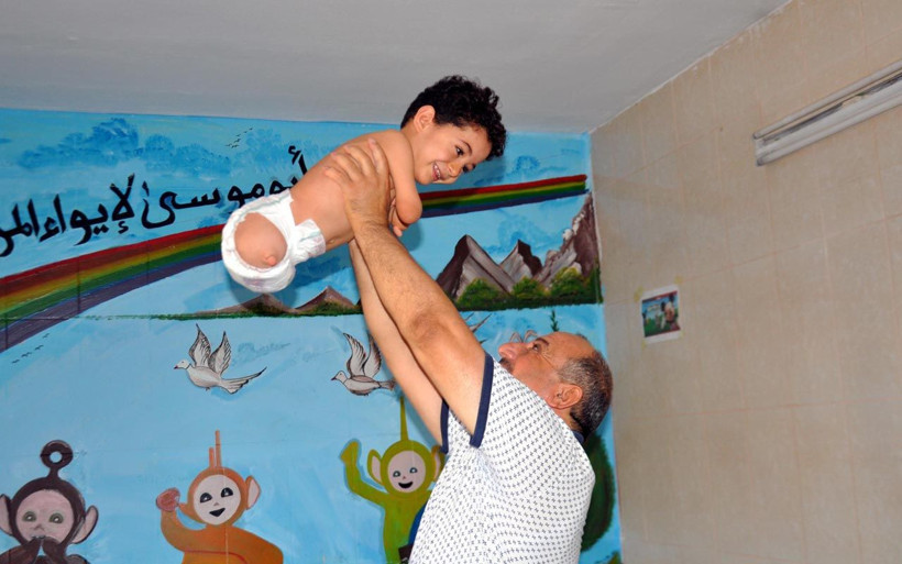 Hatay'da 2 bacağı ve 1 kolu olmayan minik Mustafa'nın tek bir isteği var - Resim: 3