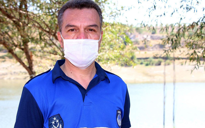 Kula Göleti'nde binlerce balık telef oldu Manisa'da içleri acıtan görüntüler - Resim: 3