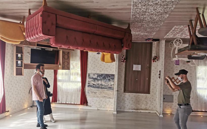 Ordu'da ters ev ziyaretçilerini ağırlıyor 200 bin kişi görmek için geldi - Resim: 1