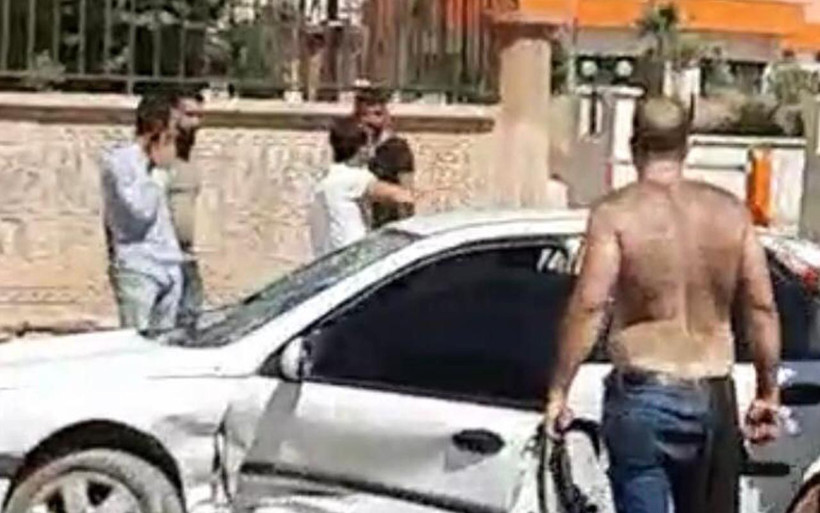 Şanlıurfa’da kız kaçırma gerginliği! Akrabalar peşinden kovalayıp çarparak durdurdu - Resim: 4