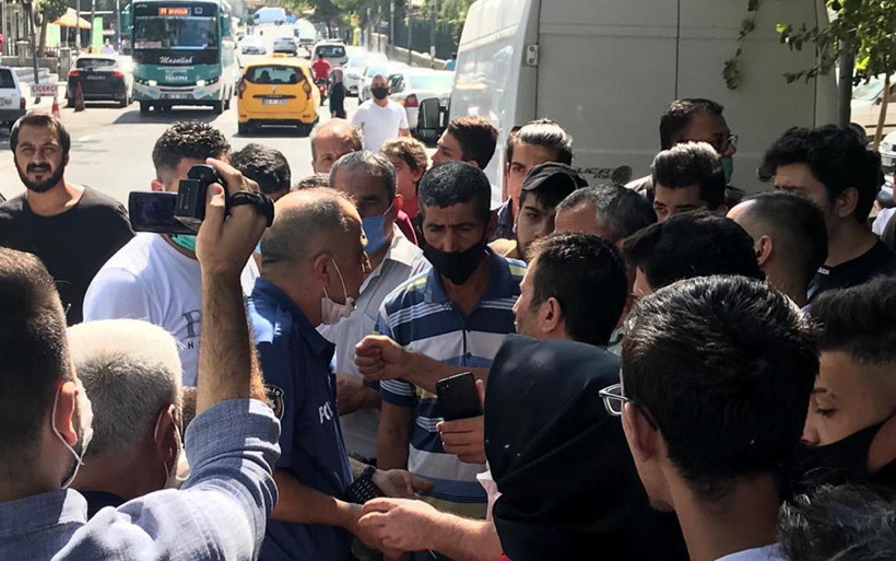 Şanlıurfa’da kız kaçırma gerginliği! Akrabalar peşinden kovalayıp çarparak durdurdu - Resim: 3