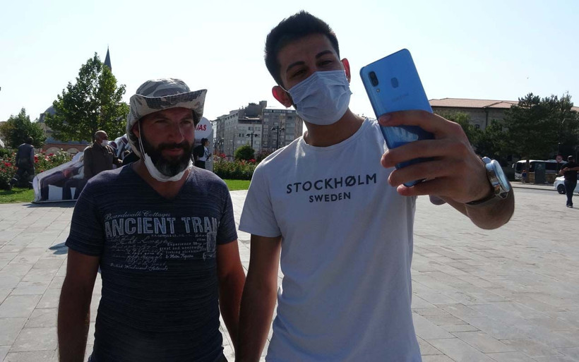 Kangal çobanı dünyaca ünlü fenomen Dan Bilzerian'a benzerliği ile Sivas'ı ikiye böldü - Resim: 4