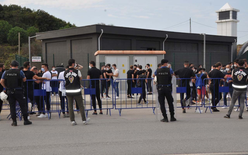 Amatör futbolcular federasyona yürüdü: Biz futbolun gariban insanlarıyız... - Resim: 4