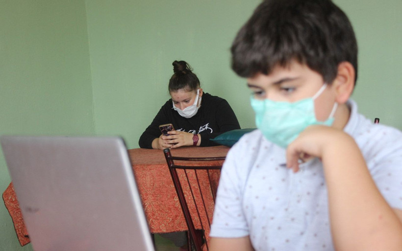 Kahvehane okula dönüştü Bursalı muhtar sınırsız interneti akıl etti - Resim: 1