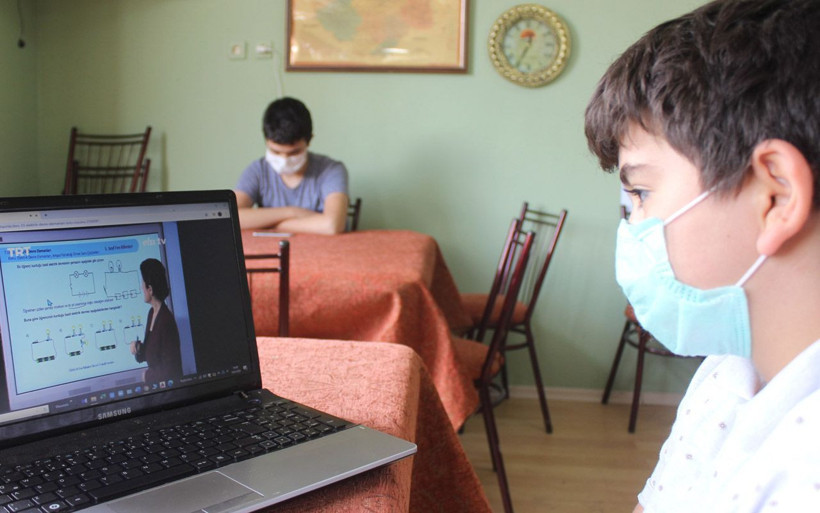 Kahvehane okula dönüştü Bursalı muhtar sınırsız interneti akıl etti - Resim: 2