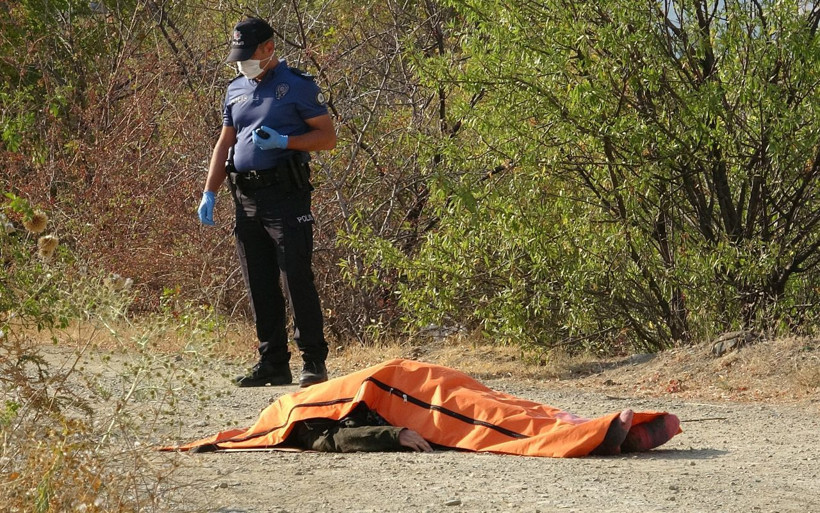 Tokat'ta sulama kanalında kadın cesedi paniği su üzerinde 100 metre sürüklendi - Resim: 1