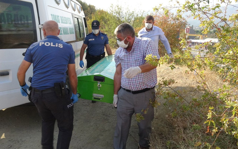 Tokat'ta sulama kanalında kadın cesedi paniği su üzerinde 100 metre sürüklendi - Resim: 3
