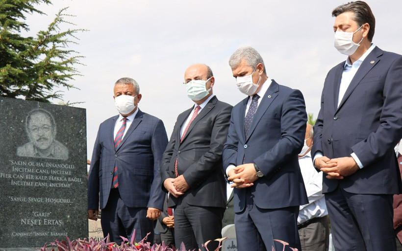 Neşet Ertaş ölümünün 8'inci yılında Kırşehir'deki kabrinde anıldı - Resim: 3