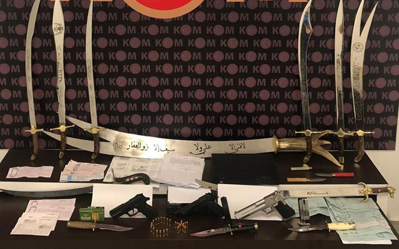 Antalya'da kendini, eşini ve iki çocuğunu siyanürle öldürdü! Tefecilerde borç senedi bulundu - Resim: 4