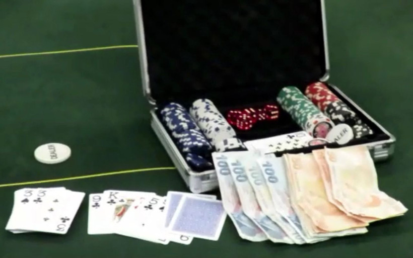 Adana'da bunu da yaptılar! Evi lüks kumarhaneye çevirip polise basıldılar - Resim: 2