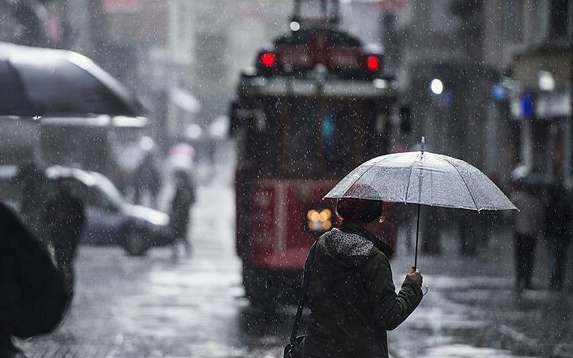 Meteoroloji illeri sıraladı sağanak yağış ve dolu uyarısı yaptı! - Resim: 1