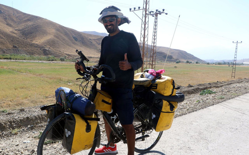 7 bin kilometreyi pedalla aştı Türkiye gezisi yarım kaldı İranlı bisiklet gezginini korona vurdu - Resim: 3