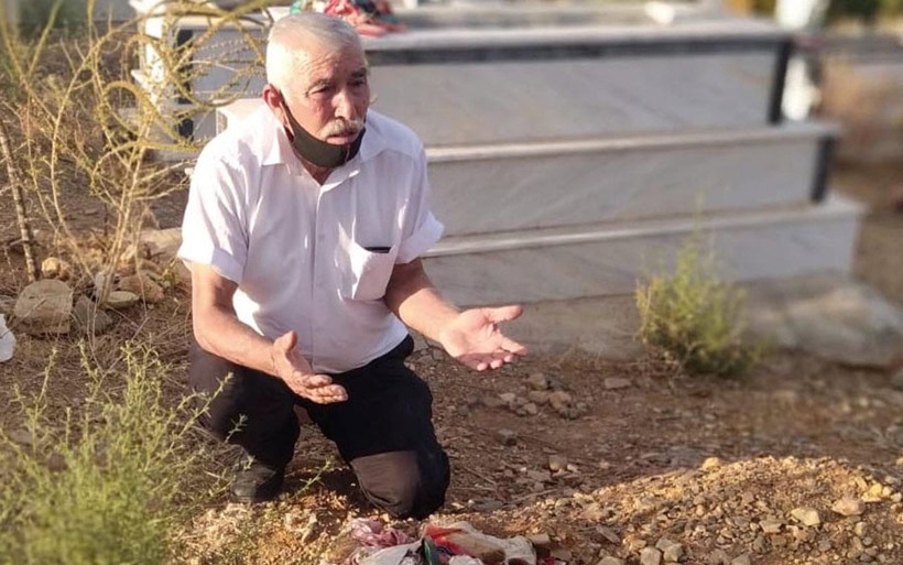 Eşi sürekli rüyasına girince dayanamadı Manisa'da kendi mezarını kazdırdı - Resim: 2