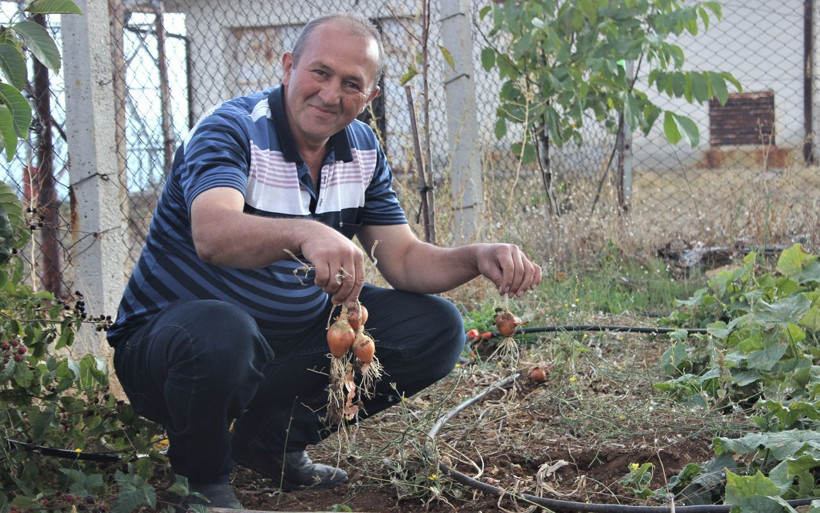 Bursa'da aylardır kulede yalnız yaşıyor 24 saat boyunca Uludağ'ı gözlüyor - Resim: 3