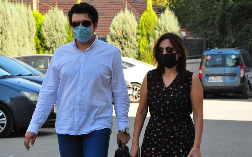 Sıfır otomobilin koltuğundan çıktı! Manisa'da koltuğu silerken parmağı kesildi - Resim: 1