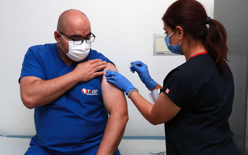 Çin'in geliştirdiği koronavirüs aşısı Ankara Şehir Hastanesi'nde ilk kez uygulandı - Resim: 3