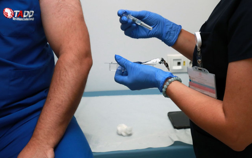 Çin'in geliştirdiği koronavirüs aşısı Ankara Şehir Hastanesi'nde ilk kez uygulandı - Resim: 2