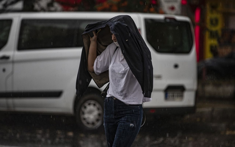 Meteoroloji'den Marmara ve Ege için sağanak yağış uyarısı! Saat verdi kaç gün sürecek - Resim: 1