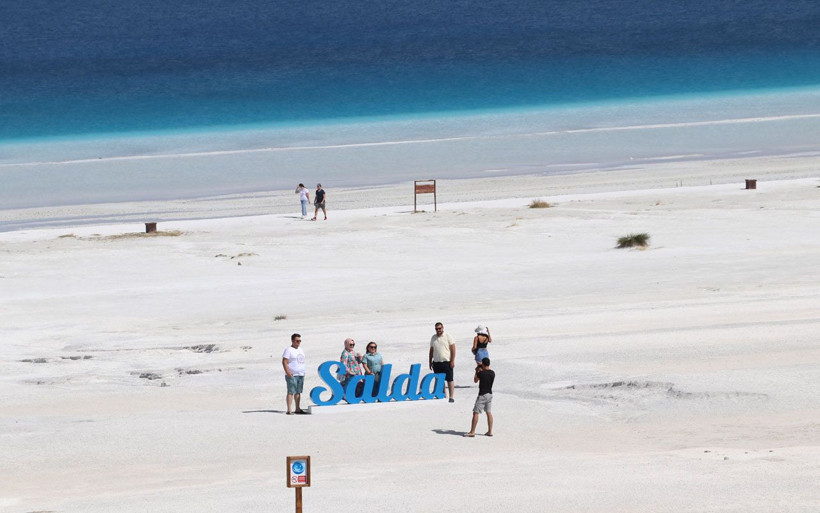 36 kilometre uzunluğunda Salda Gölü'nün etrafına yapılacak Burdur Valisi açıkladı - Resim: 1