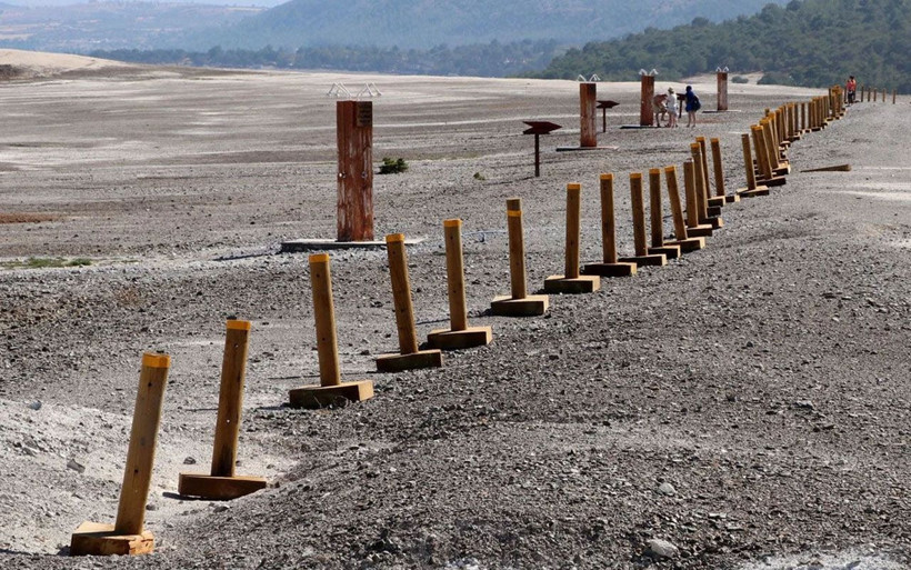 36 kilometre uzunluğunda Salda Gölü'nün etrafına yapılacak Burdur Valisi açıkladı - Resim: 2