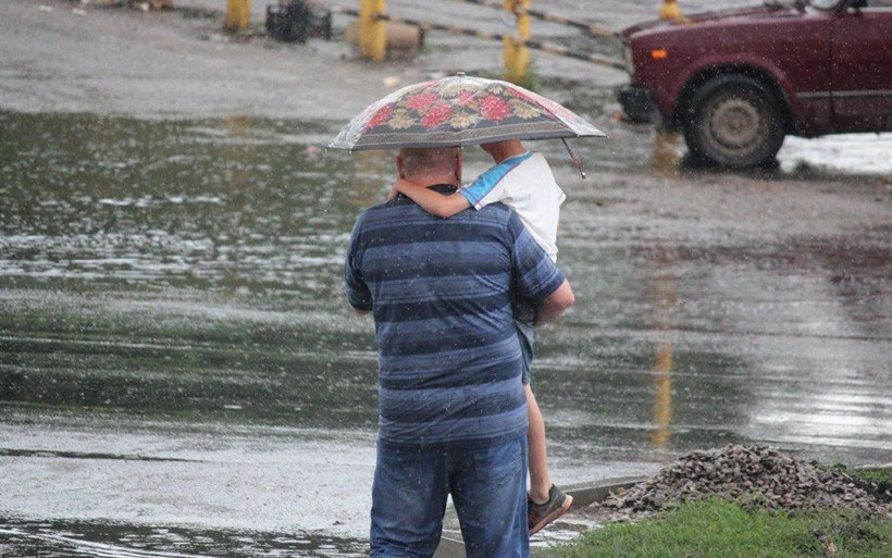 Türkiye hafta sonu sağanak yağışa teslim oluyor! Batıdan gelecek ve yurdu saracak - Resim: 4