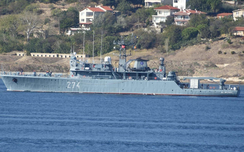 NATO grubundaki Romanya'ya ait mayın gemisi Çanakkale Boğazı'ndan geçti - Resim: 4