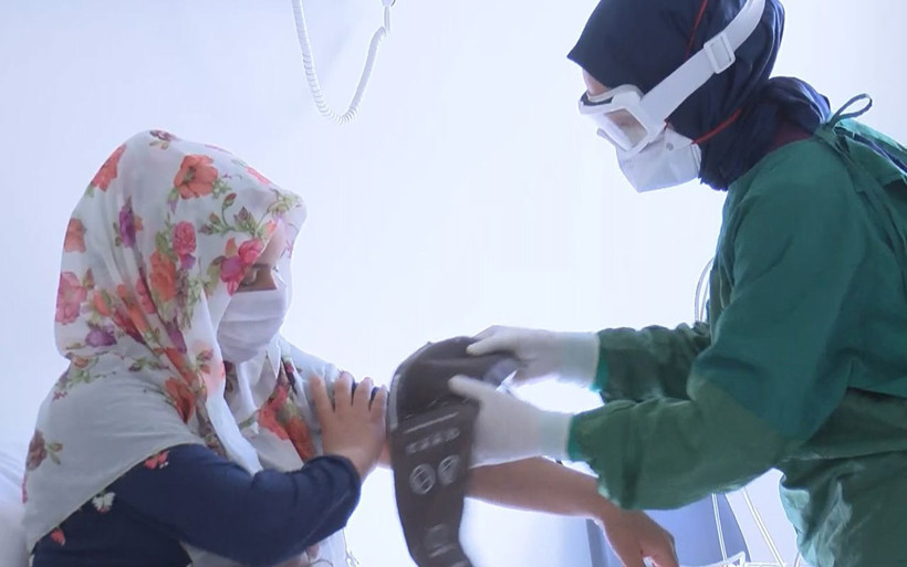 Koronavirüs hastası annenin ilk evladı Miraç bebek pandemi hastanesinin de ilki oldu - Resim: 3