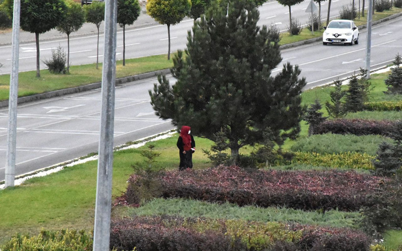 Sivas'ta dilenciler başvurduğu yöntemle 'pes' dedirtti böyle sakladılar - Resim: 3