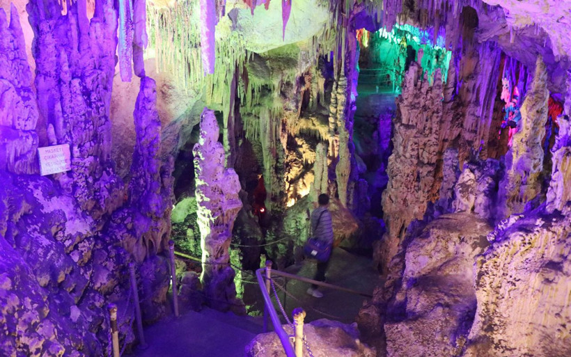 Denizli'de duyan bu mağaraya koşuyor! Saçı olmayanların inandığı 'kel çoban' efsanesi - Resim: 2