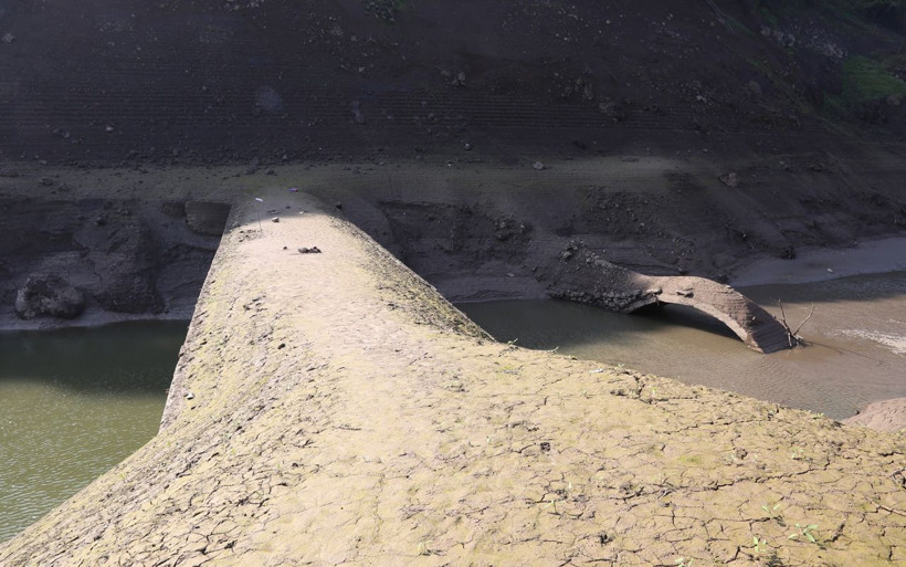 Kocaeli'de 21 yıl önce köy yoluydu kendini böyle gösterdi - Resim: 2