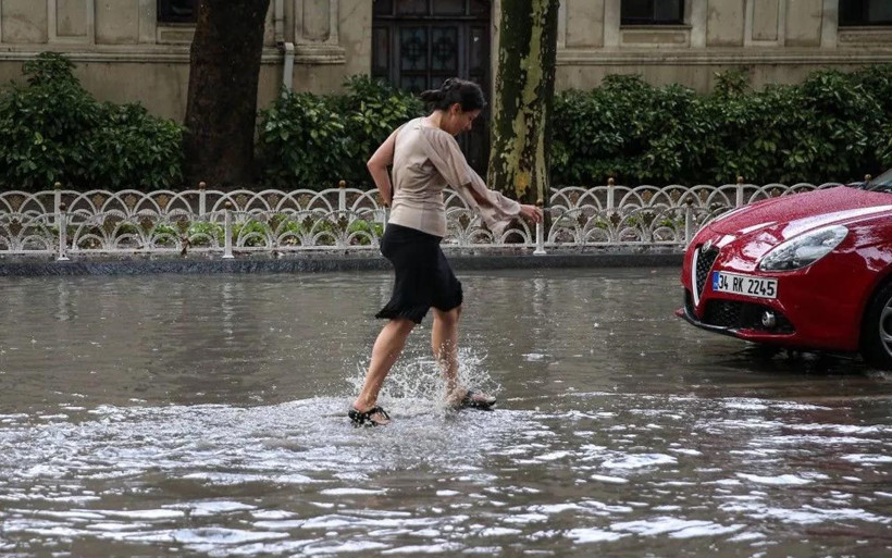 Meteoroloji uyardı yarın geliyor 3 gün sağanak yağış var işte son hava durumu - Resim: 3