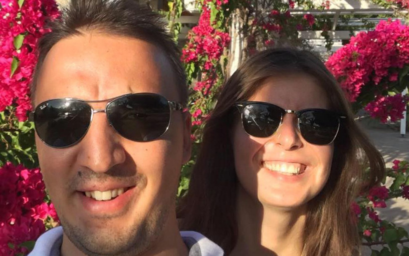 İzmir depreminde ölen 3 kişilik Küçükyumuk ailesi son vedada ayrıldı - Resim: 1