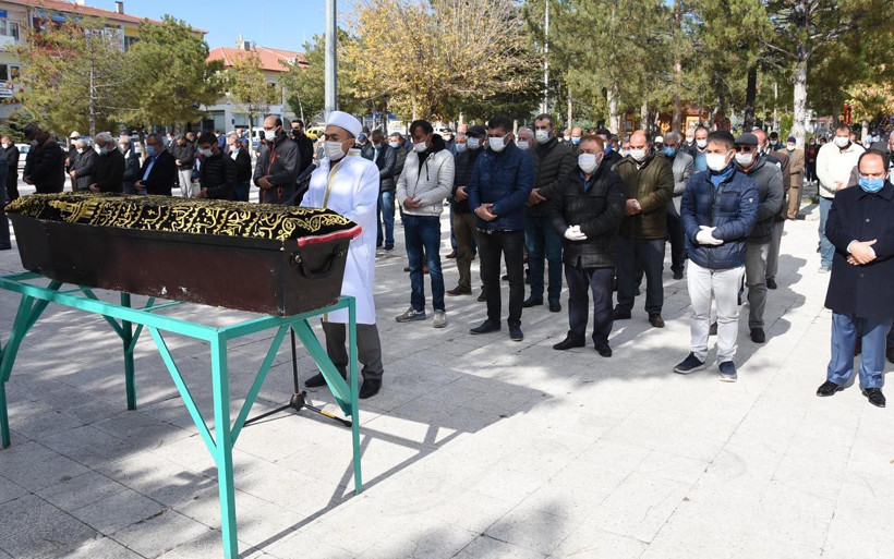 Depremde ölen emekli astsubayın acı kaderi: 20 yıl önce deprem nedeniyle taşınmış - Resim: 3