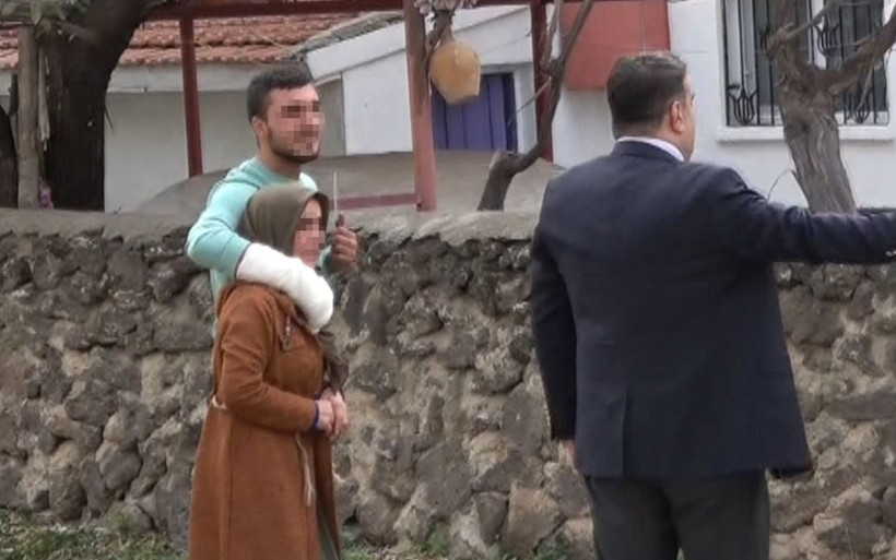 Aksaray'da annesini önce dövdü sonra boğazına bıçak dayayıp rehin aldı - Resim: 2