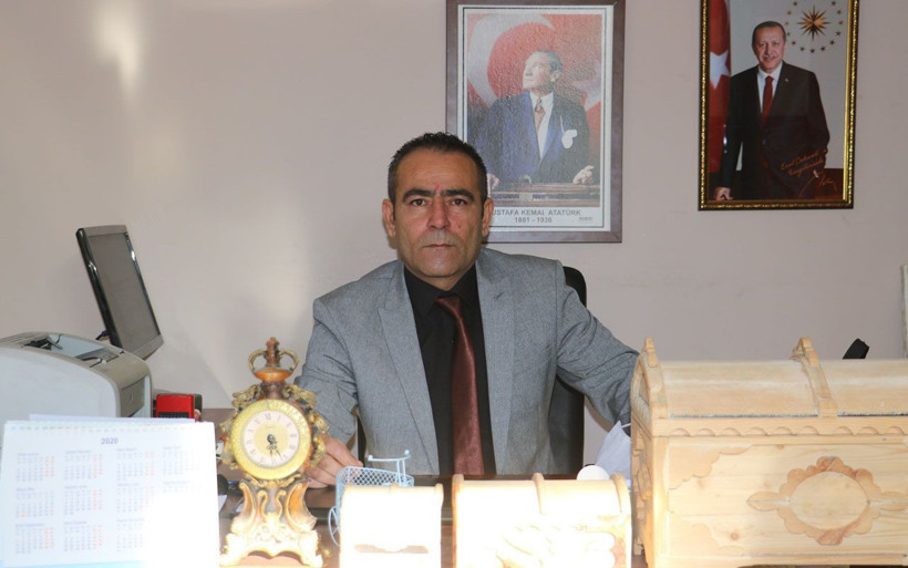 Sivas'ta muhtar kendi maaşıyla başardı! Mahallesinde 'asayiş' sözünü tuttu - Resim: 1