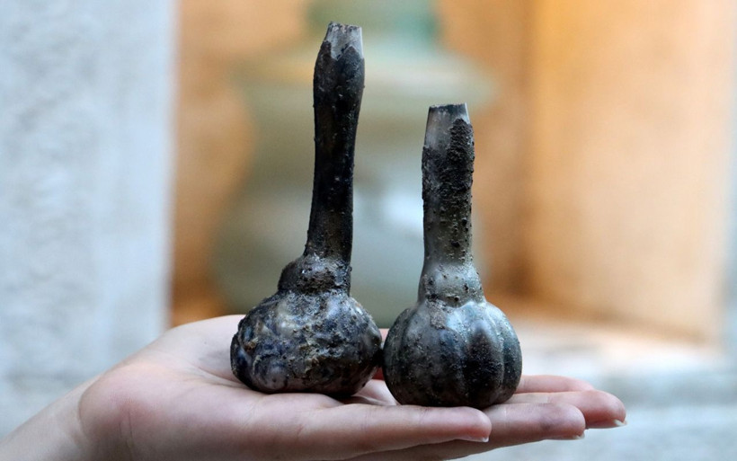 Hatay'da diş hekimi 140 yıllık atölyede cama üfleyerek yapıyor! - Resim: 3