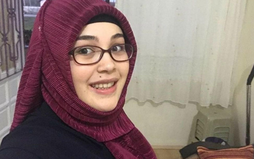 Samsun'da ip atlarken kalp krizinden ölen Sinem toprağa verildi - Resim: 1