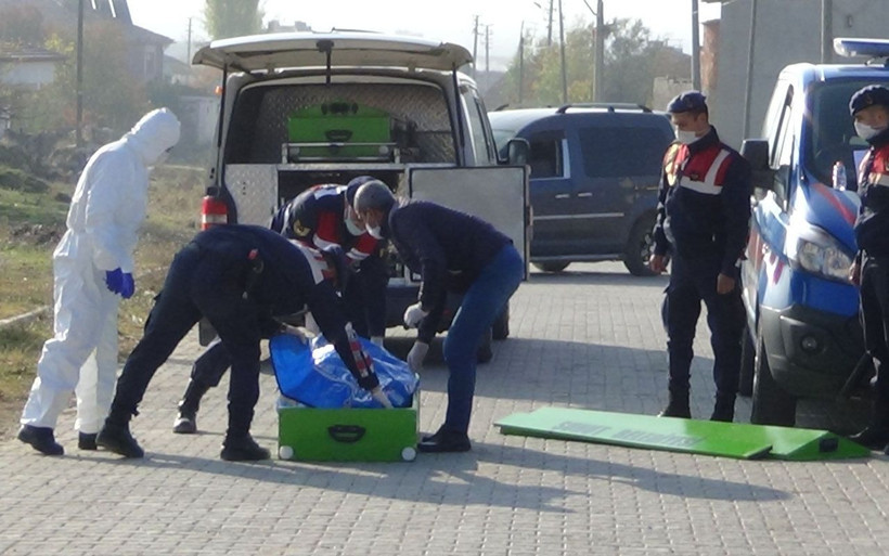 Afyonkarahisar'da dehşet! Sokak ortasında başından vurulmuş halde bulundu - Resim: 3