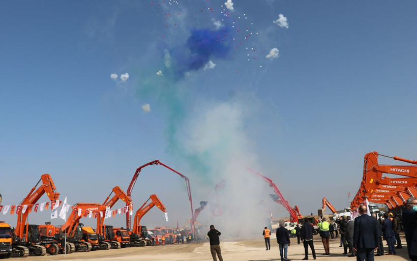 Bakan Adil Karaismailoğlu bugün temeli attı! Aydın-Denizli otoyolunda hummalı çalışma - Resim: 3