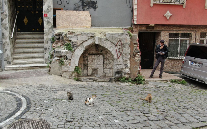 Osmanlı'da en kadersiz Sultan'lardan biriydi İstanbul'da tarihi çeşmeler şaşırtıyor! - Resim: 2