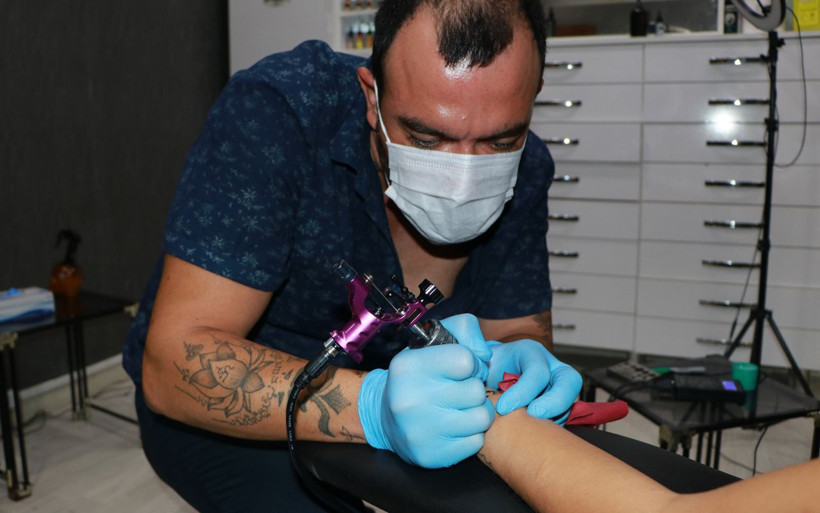 Adana'da 4 bin kişiye işledi! Kaybolma riski taşıyanlara 'özel kod' - Resim: 3