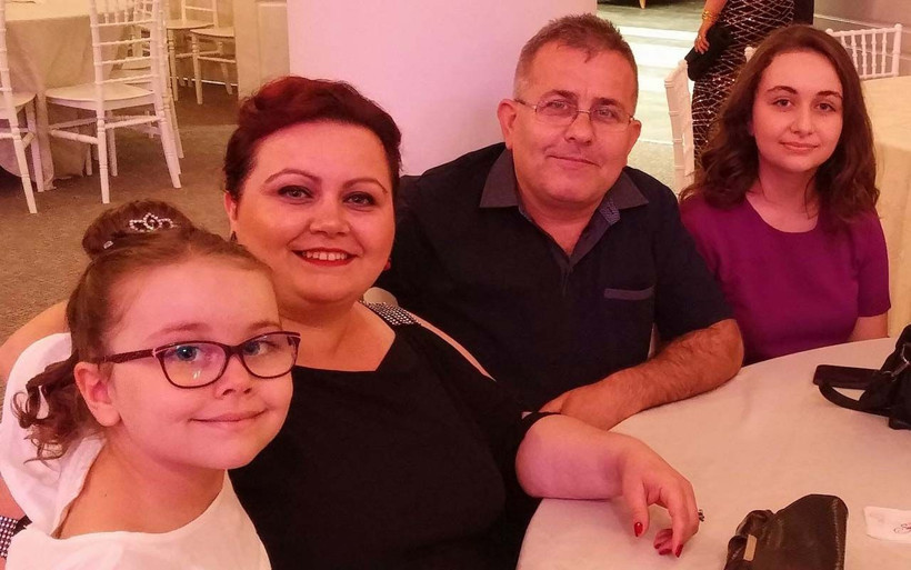 Bursa'da koronavirüsten ölen Emine hemşire toprağa verildi ailesi yürek yaktı - Resim: 4