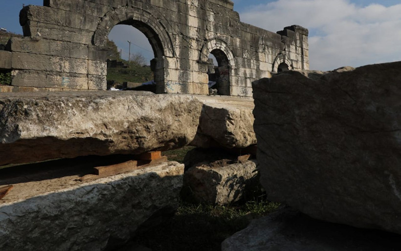 Düzce'deki antik kentte mucize keşifler bebek iskeleti ve su arkı bulundu - Resim: 2