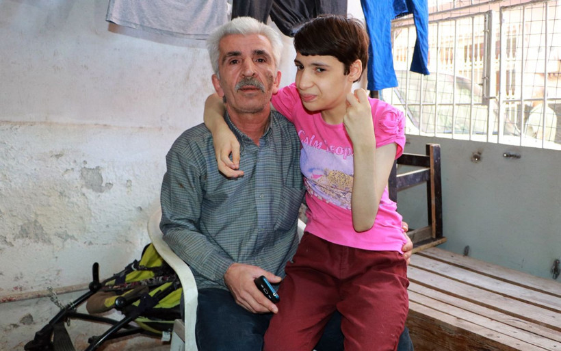 Hatay'da kocasının kuzenine kaçan kadın engelli kızını bağlıyor ilaçlar içiriyor - Resim: 2