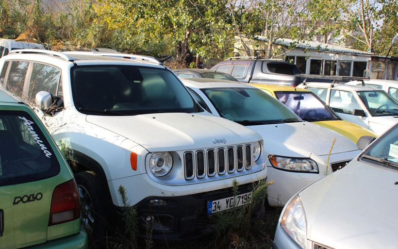 Yediemin depolarında kaderine terk edilen araçların piyasa değeri bakın ne kadar - Resim: 3