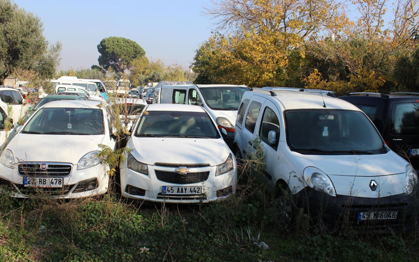 Yediemin depolarında kaderine terk edilen araçların piyasa değeri bakın ne kadar - Resim: 1