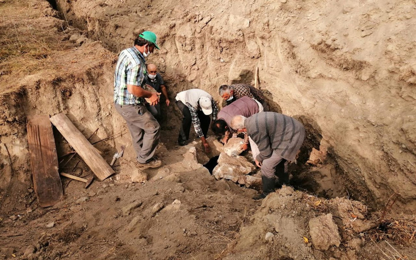 Burdur'da köylüler atalarının bıraktığı notu buldu bu bilgiyi yazmışlar - Resim: 1
